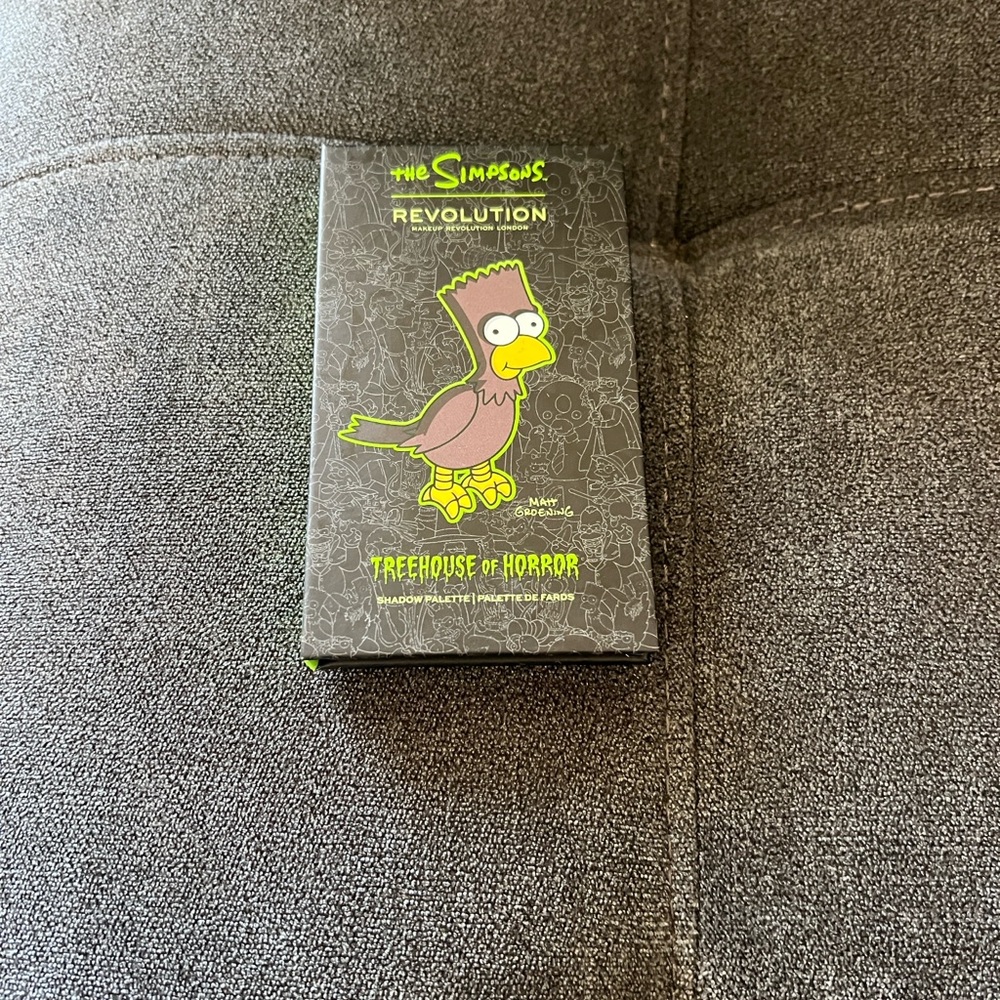 Makeup Revolution The Simpsons Treehouse of Horror Palette